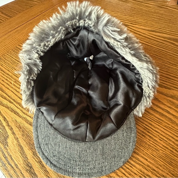 Duluth Trading Co Women’s Gray Tweed Fabric Faux Fur Ear Flap Lined Size XL - Picture 6 of 11